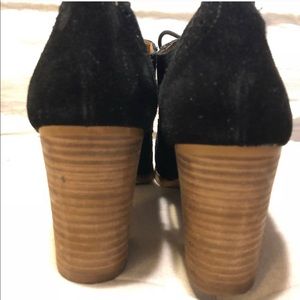 Steve Madden booties size 8